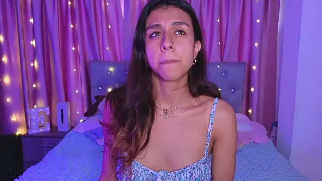 Emiily Scott1 online show from 09/08/25, 09:47