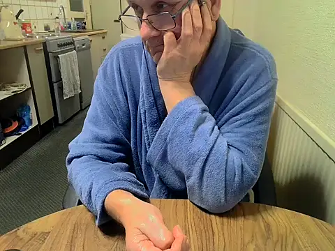 daddyflash online show from 11/16/25, 12:16