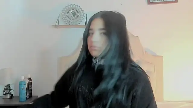 aliice walker  online show from 01/28/25, 01:27