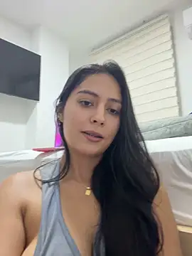Sophie  Foxxx online show from 04/28/26, 02:27