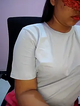 Rose Olivia online show from 09/14/25, 03:55