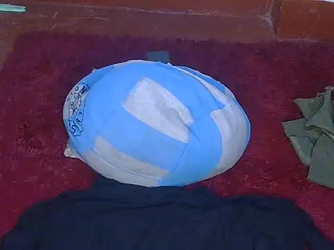 Pretty hazel online show from 02/04/26, 07:42