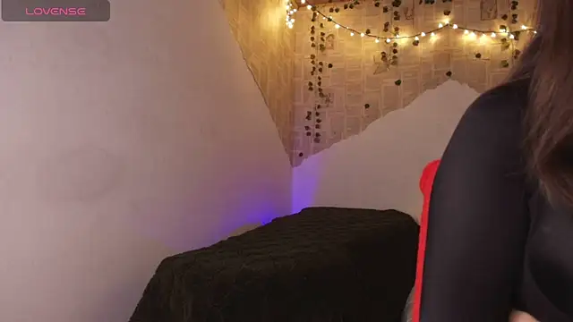 Snapshot of kisstarxxx chatting on 11/22/25, 03:05 kisstarxxx online show from 11/22/25, 03:05