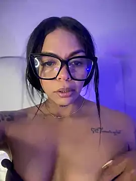 Charly  online show from 10/15/25, 05:18