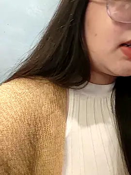 ANNELIESE  online show from 02/24/25, 02:37