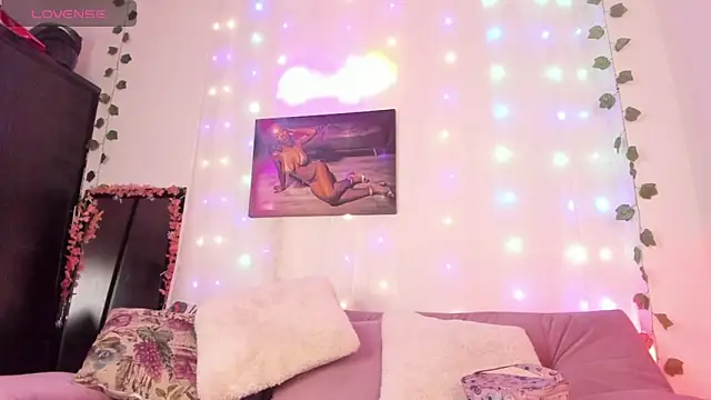 Snapshot of SamHill_1 chatting on 02/26/25, 03:42 SamHill 1 online show from 02/26/25, 03:42