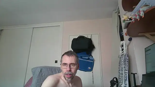 ptitcanard60600 online show from 06/04/26, 11:27