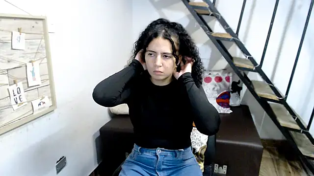 samantha baby  online show from 02/15/25, 02:58