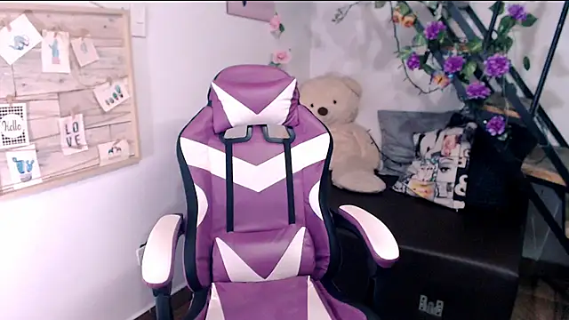 samantha baby  online show from 05/08/26, 03:50