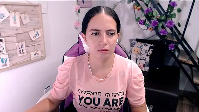 samantha baby  online show from 05/22/26, 06:02