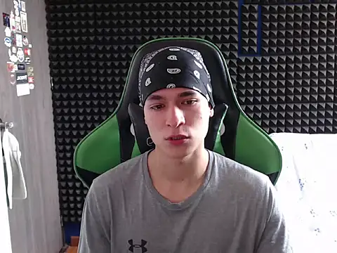 Curly Angel24 online show from 12/01/25, 05:29