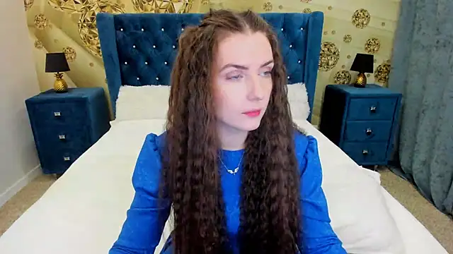 Snapshot of Katrina_Minchels chatting on 09/16/25, 07:53 Katrina Minchels online show from 09/16/25, 07:53