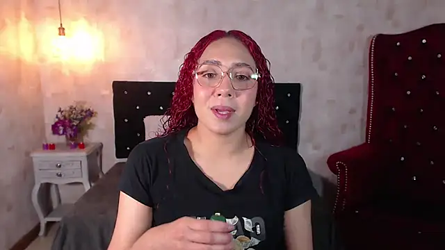 IsabelaLatina online show from 07/16/26, 12:49