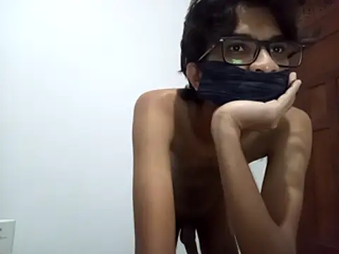 kushan Madu online show from 04/04/26, 03:42