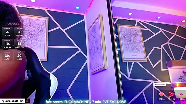 Snapshot of KAROL-SCOTT chatting on 10/24/25, 08:05 KAROL-SCOTT online show from 10/24/25, 08:05