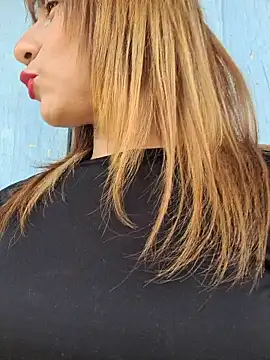 Evehampy online show from 12/17/24, 06:31