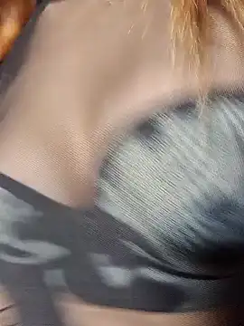 Snapshot of Evehampy chatting on 12/22/24, 06:15 Evehampy online show from 12/22/24, 06:15