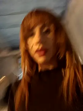 Snapshot of Evehampy chatting on 01/01/25, 10:35 Evehampy online show from 01/01/25, 10:35