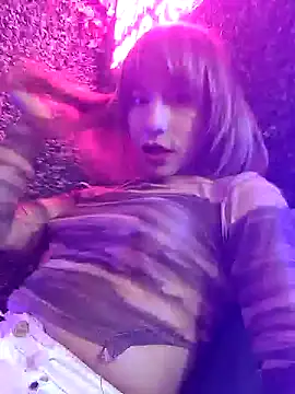 Snapshot of Evehampy chatting on 01/11/25, 11:56 Evehampy online show from 01/11/25, 11:56