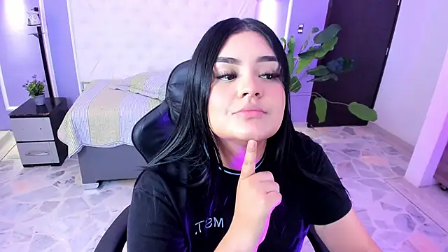 martinasaez online show from 03/07/26, 01:30