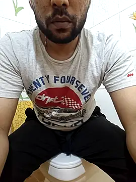 Snapshot of Casting_Design chatting on 10/13/25, 12:43 Casting Design online show from 10/13/25, 12:43