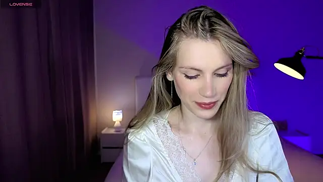 Lilianna Just online show from 07/02/26, 12:11
