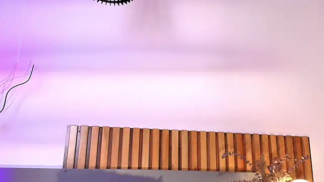 Snapshot of NoraDasilva chatting on 09/15/25, 01:33 NoraDasilva online show from 09/15/25, 01:33