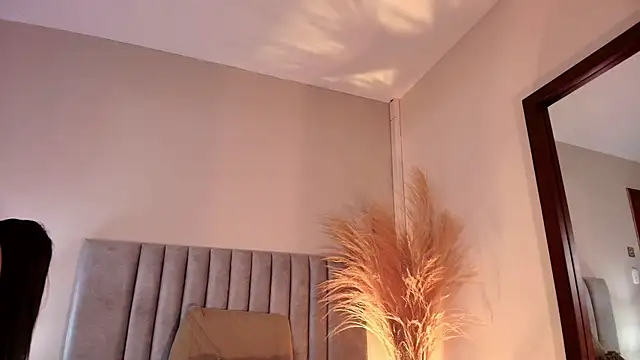 Snapshot of NoraDasilva chatting on 11/11/25, 11:16 NoraDasilva online show from 11/11/25, 11:16