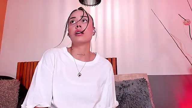 NoraDasilva online show from 03/10/26, 12:26