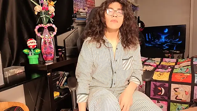 ShinyCherub online show from 02/19/25, 09:17