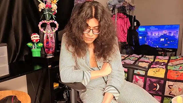 ShinyCherub online show from 02/19/25, 03:27