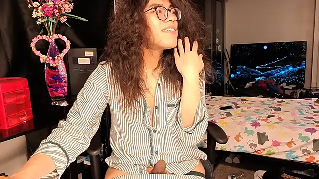 ShinyCherub online show from 03/15/25, 02:35