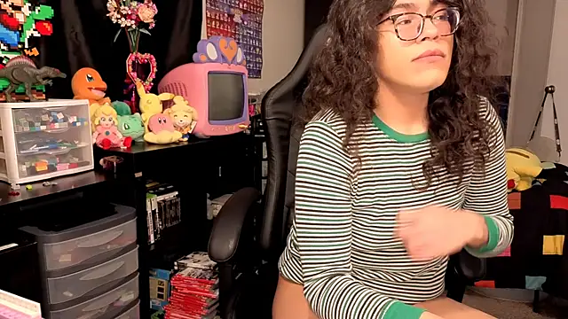 ShinyCherub online show from 10/01/25, 02:06