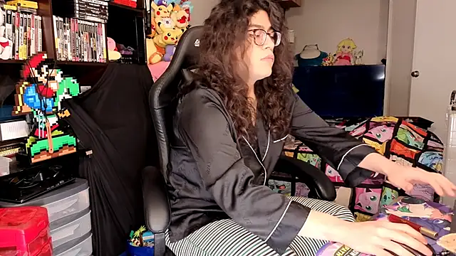 ShinyCherub online show from 04/05/26, 09:06