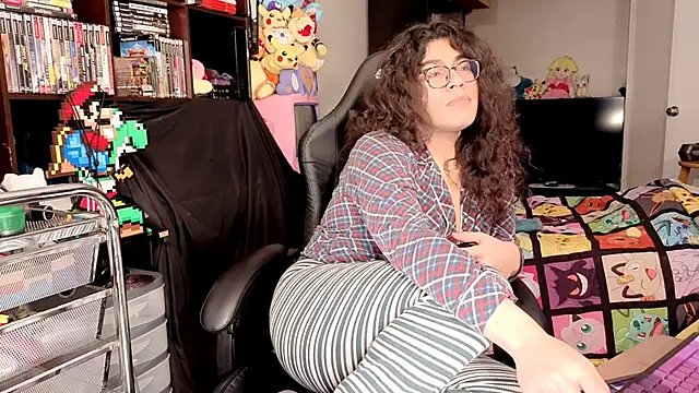 ShinyCherub online show from 04/13/26, 12:32