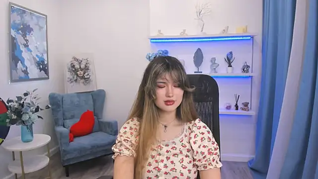 AnneTLi online show from 04/19/26, 03:17