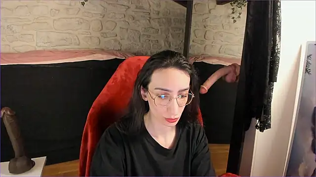 Mayala   online show from 01/18/26, 07:06