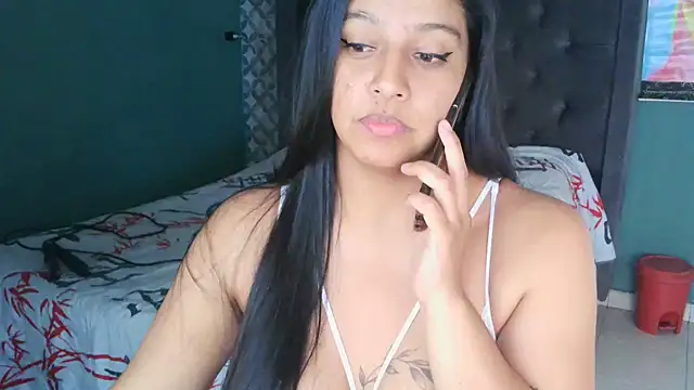 Snapshot of almaswan1 chatting on 10/08/25, 04:59 almaswan1 online show from 10/08/25, 04:59