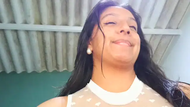 Snapshot of almaswan1 chatting on 10/15/25, 06:52 almaswan1 online show from 10/15/25, 06:52