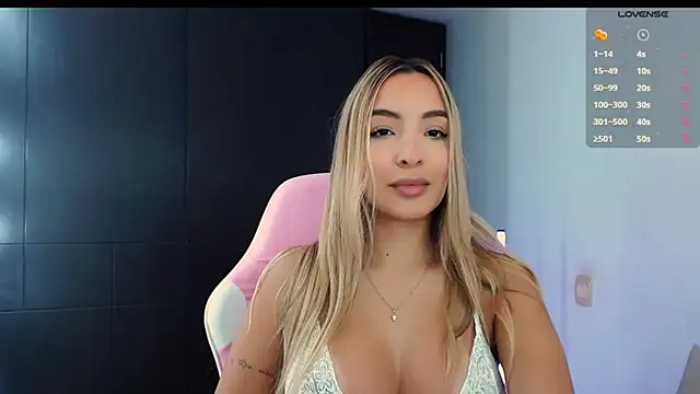 Snapshot of im_grecia chatting on 10/15/25, 07:03 im grecia online show from 10/15/25, 07:03