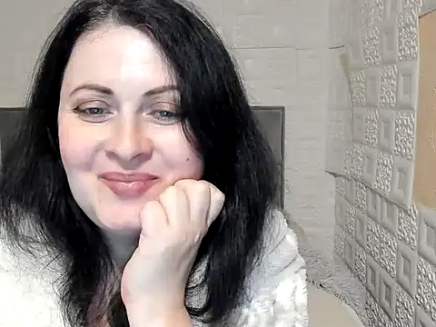 Lillian2 online show from 02/24/25, 01:35