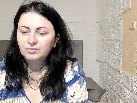 Lillian2 online show from 03/11/25, 01:05