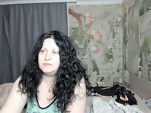 Lillian2 online show from 03/17/26, 03:15