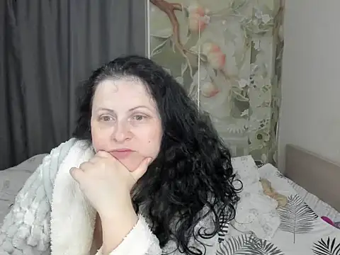 Lillian2 online show from 05/31/26, 01:25