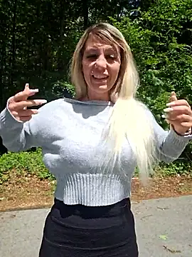 Sexy Sparkling  online show from 05/13/26, 10:45