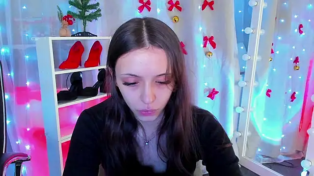 Snapshot of MipsyMipson chatting on 12/03/24, 10:28 MipsyMipson online show from 12/03/24, 10:28