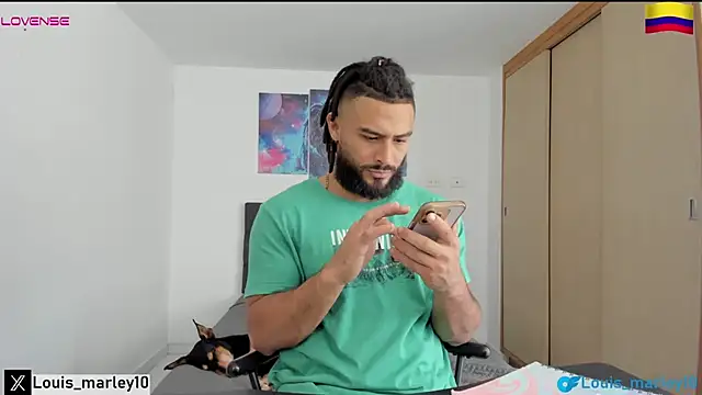 Louis marley   online show from 01/25/25, 06:24