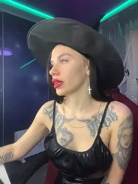 Queen of pain online show from 10/30/25, 06:59