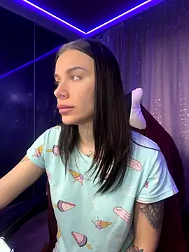 Queen of pain online show from 11/23/25, 05:51