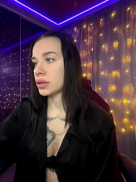 Queen of pain online show from 12/19/25, 06:42